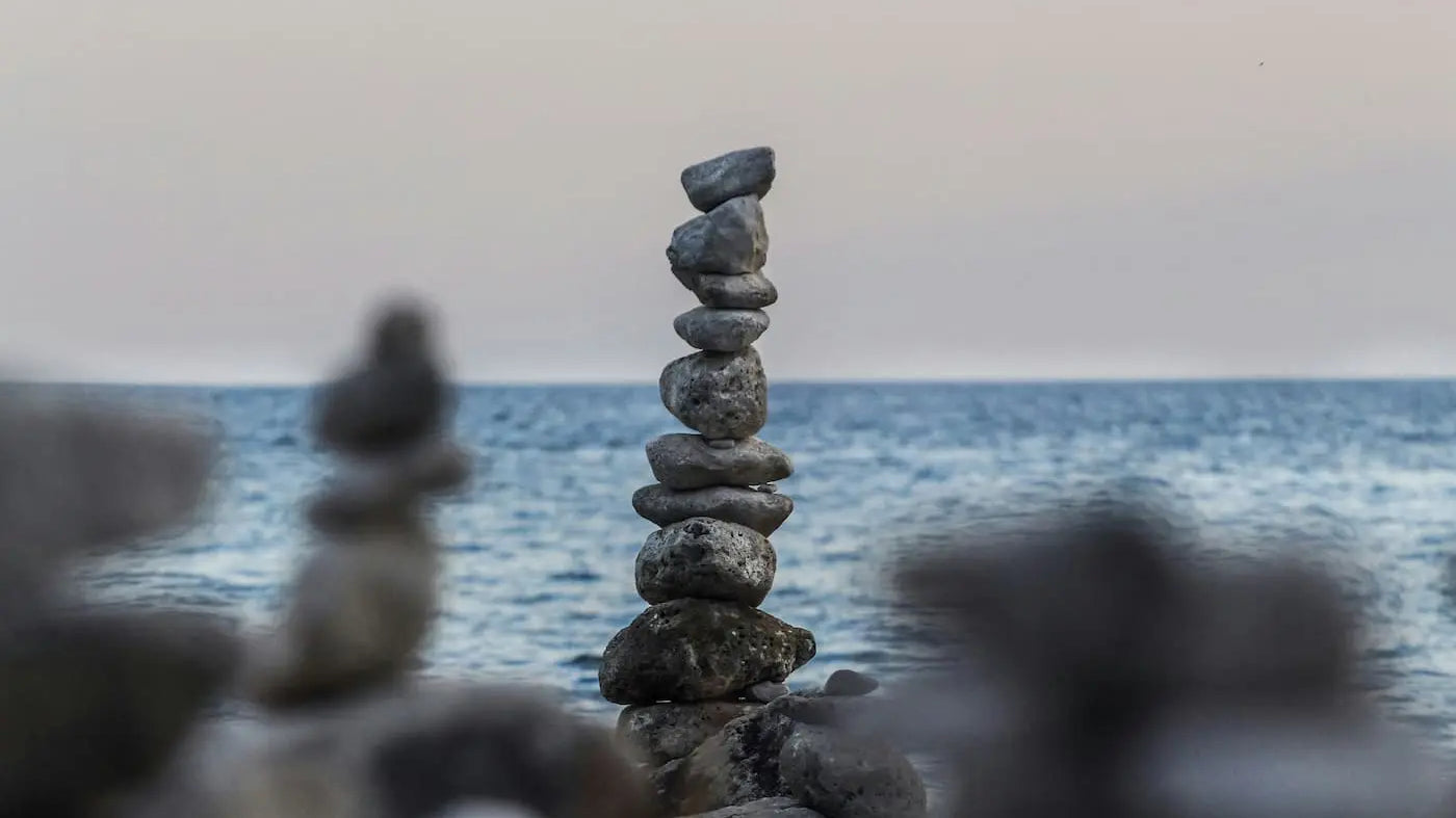 The-Paradox-of-Being-Present Zenify
