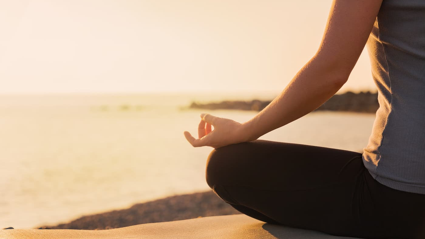 A Meditation Journal: Finding the Courage to Glow