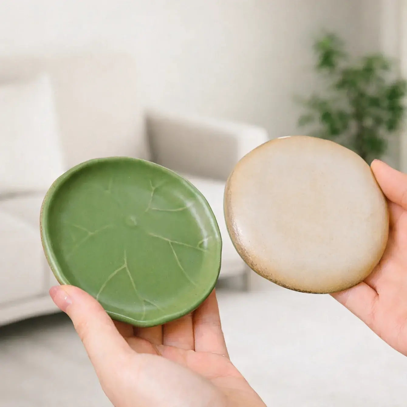 Leisure Frog – Handcrafted Ceramic Desk Companion
