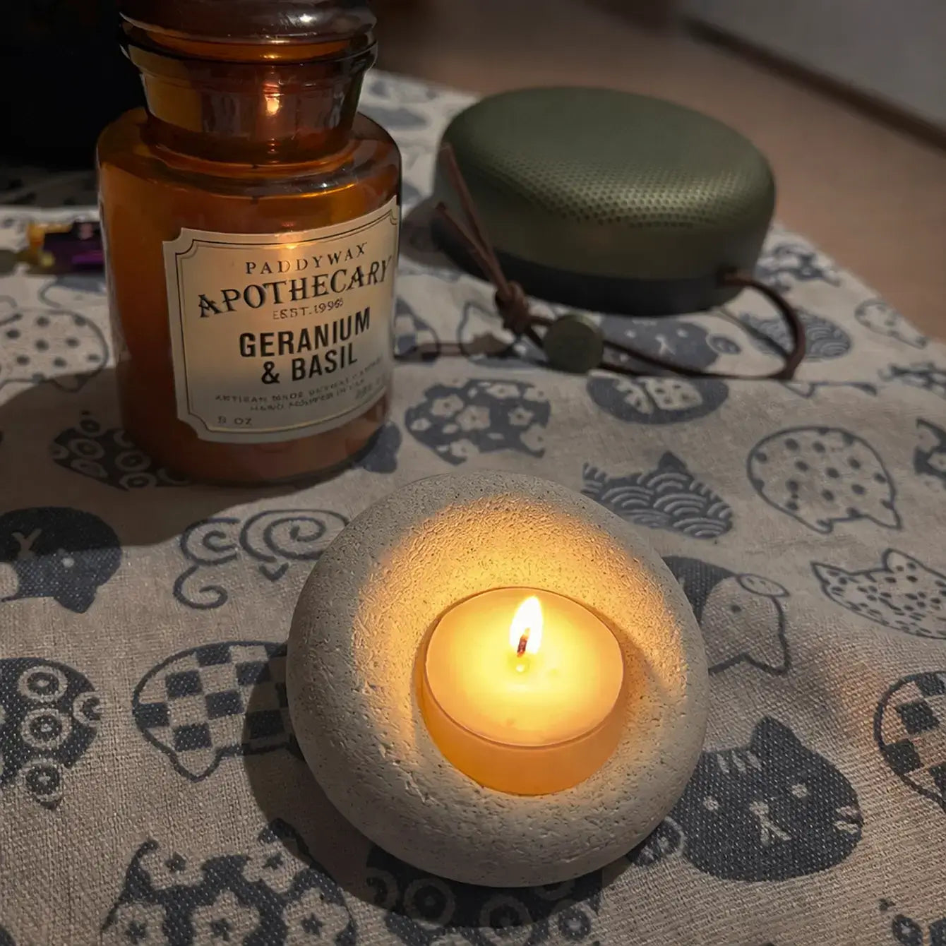 Pebble Light – Handcrafted Stone Tealight Holder