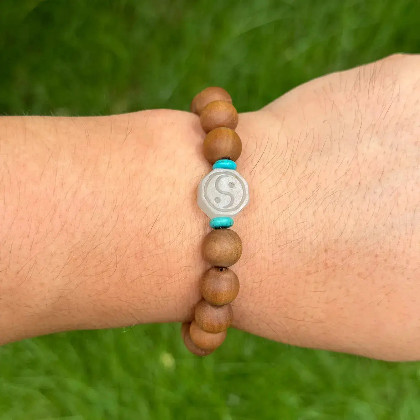 Zenify™ Sandalwood Meditation Bracelet – Beaded with Turquoise, Jade, and Carnelian for Spiritual Harmony Zenify