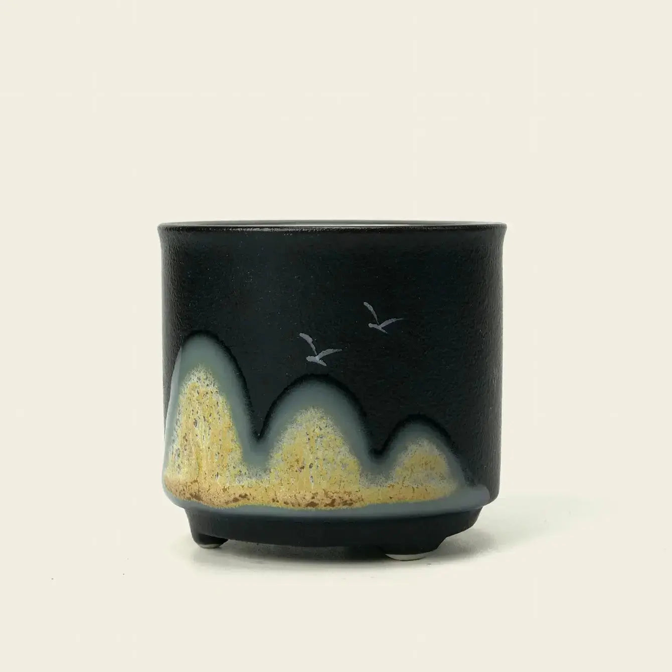 Zenify™ Misty Peaks – Ceramic Incense Holder of Tranquil Mountains Zenify