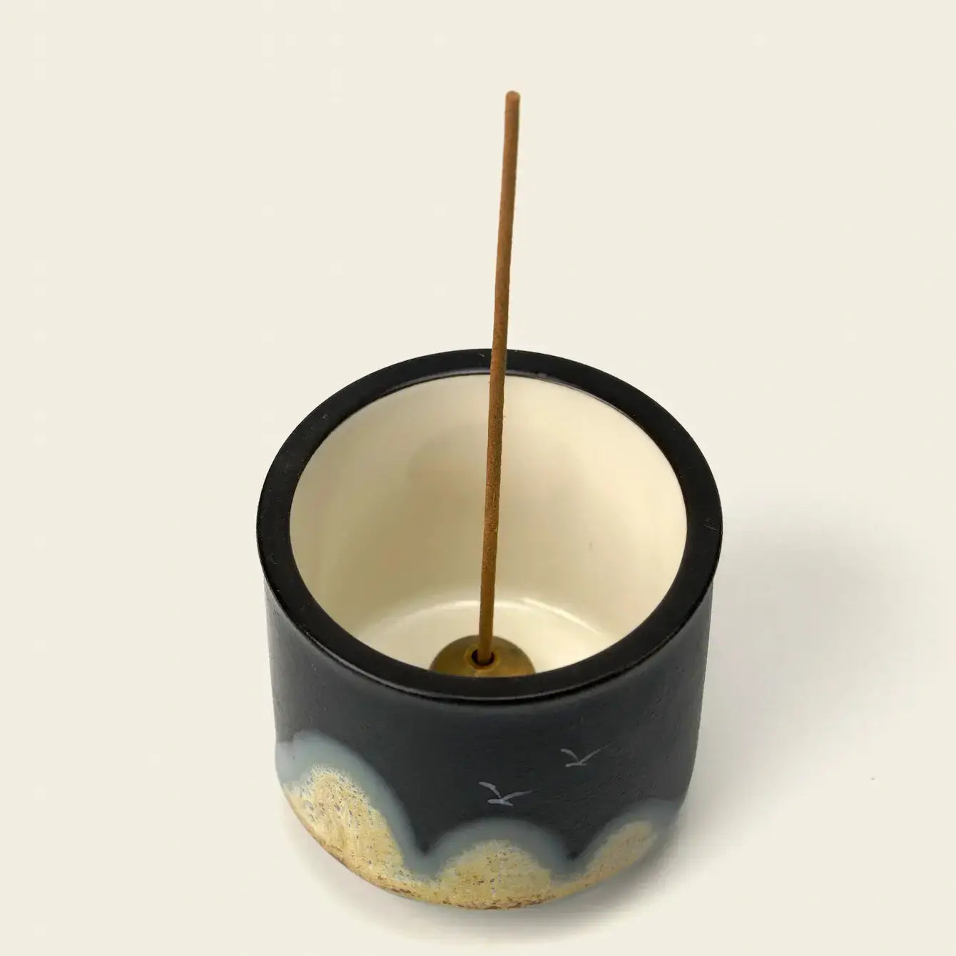 Zenify™ Misty Peaks – Ceramic Incense Holder of Tranquil Mountains Zenify