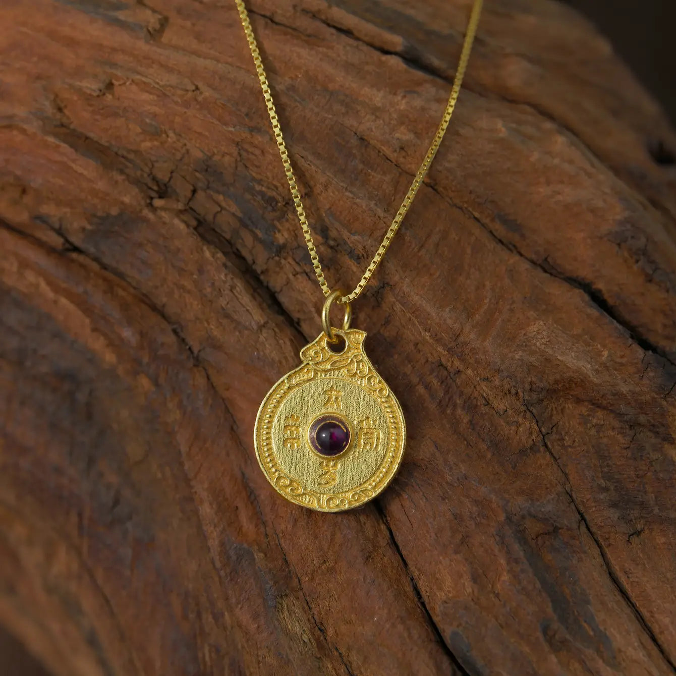 Zenify™ Circle of Harmony Necklace – Dual-Sided Bagua & Talisman