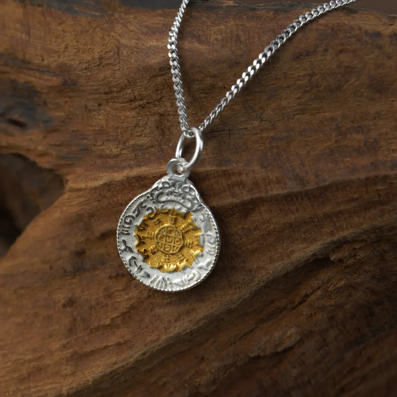 Zenify™ Zodiac Harmony Necklace – Nine Palaces Bagua Pendant