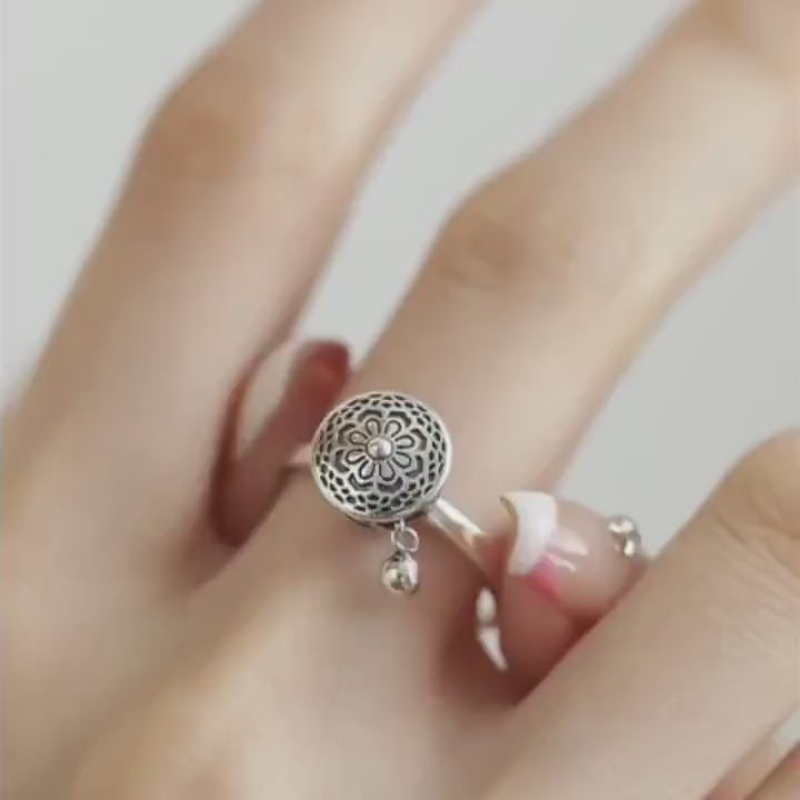 Silver Mantra Ring – Six-Syllable Prayer Wheel – Zenify